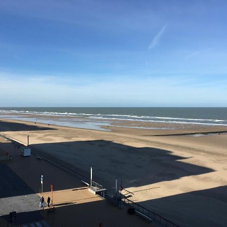 Studio 4 Pers Met Frontaal Zeezicht & Prive Zwembad Oostende المظهر الخارجي الصورة